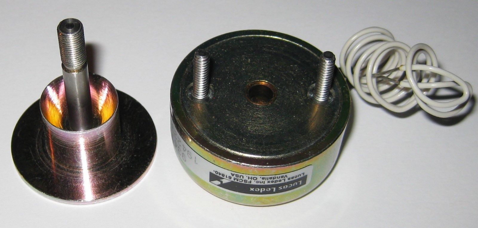 Lucas Ledex Conical Face Electric Cylindrical Solenoid - 5.2 to 16 V DC - 16 LBS