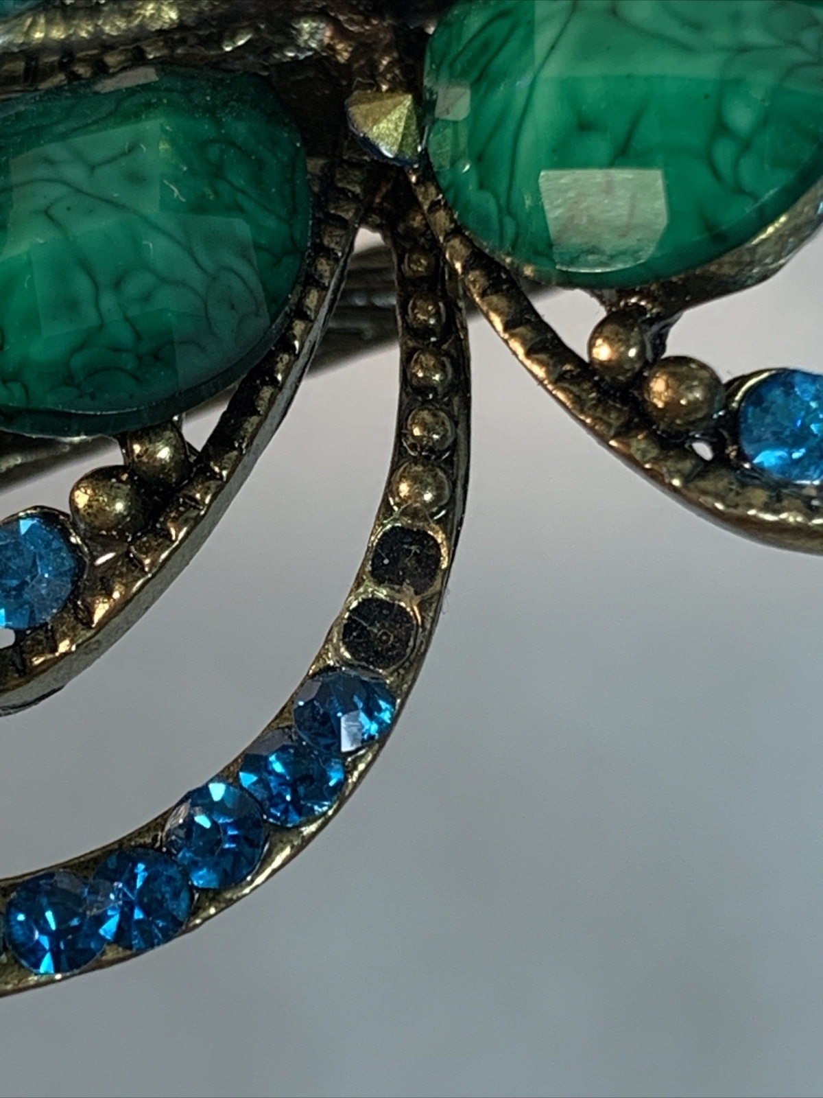 Beaded Bejeweled Retro Green/Blue Burnished Gold 4" Hair Clip