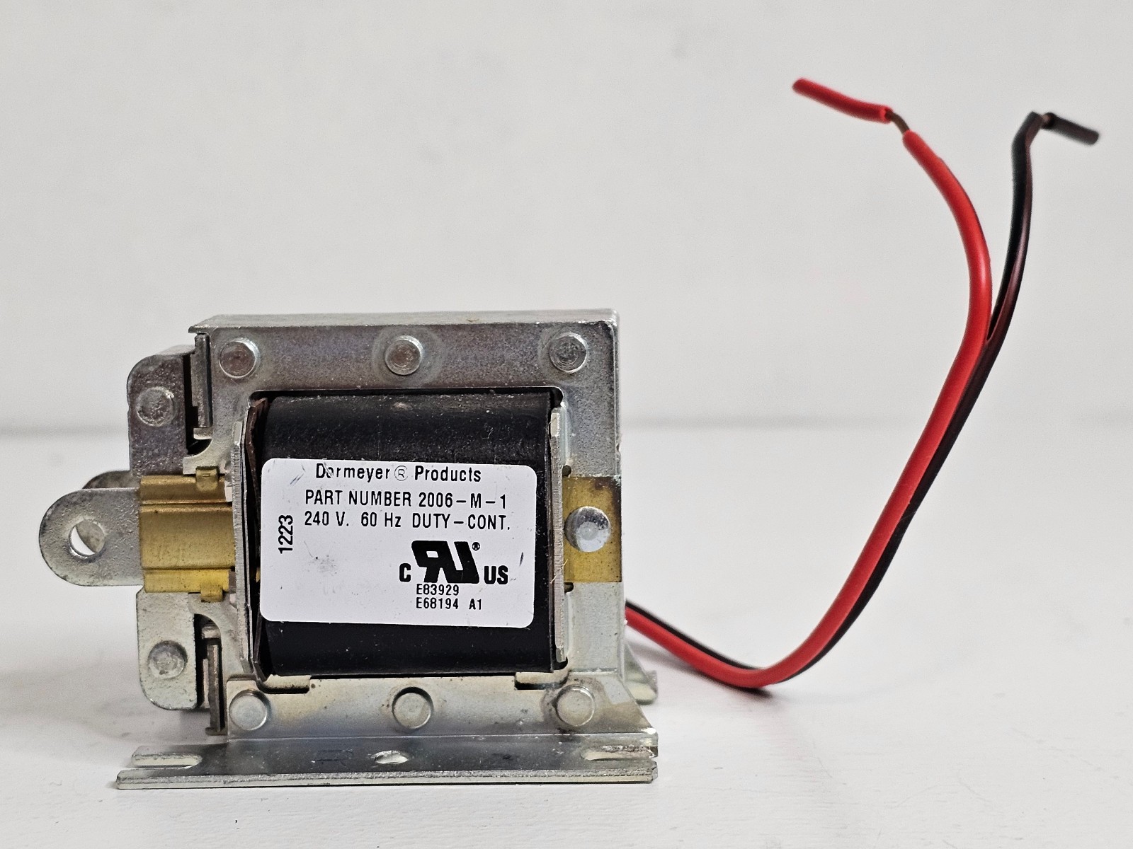 Dormeyer 2006-M-1  Laminated Solenoid Continuous Duty Cycle 240V 60Hz New