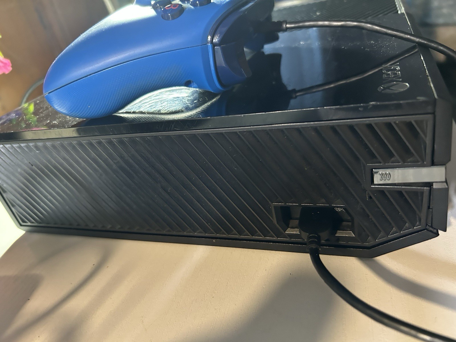 Xbox One 1540 Console 500GB Disc Drive Issue No Power Supply Read Description