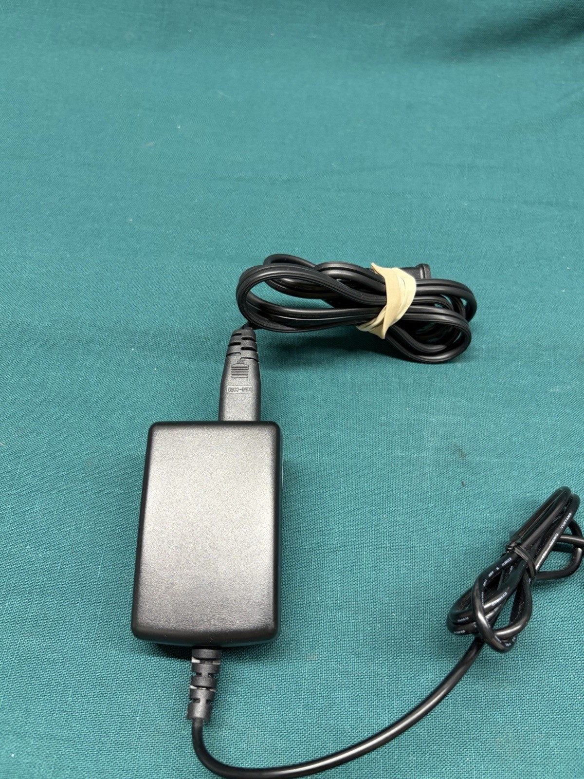 Binary B-320-1CAT-HDIR Long Range HDMI Transmitter & Receiver w/ Power Cords