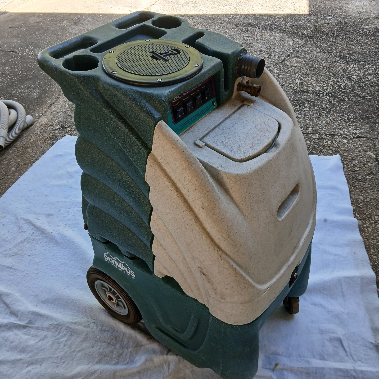 Hydro-Force Portable Extractor Olympus M3 200H PSI, 3-Phase Business Package