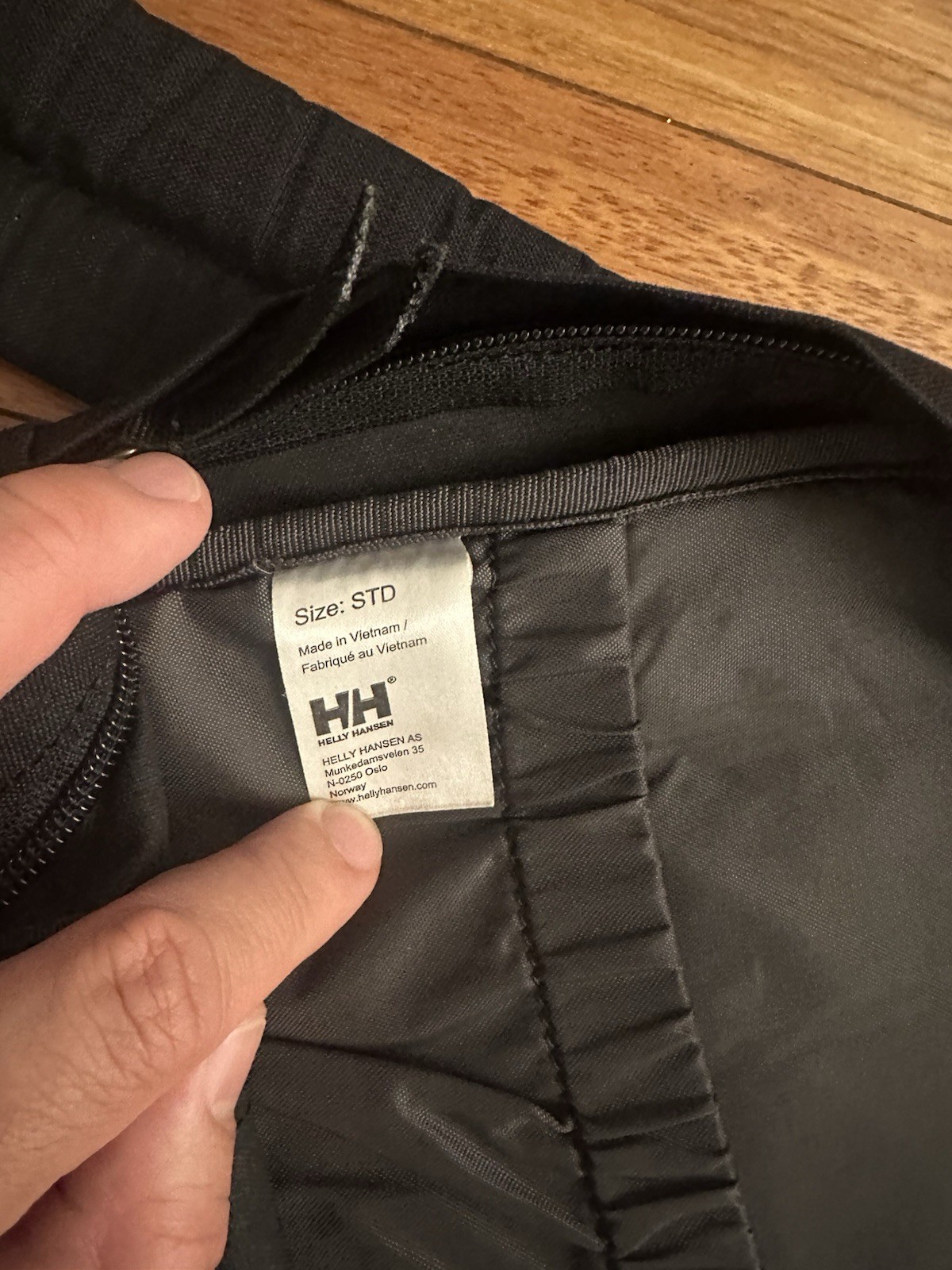 Helly Hansen Oslo 20L Black Backpack Good Quality Outdoors