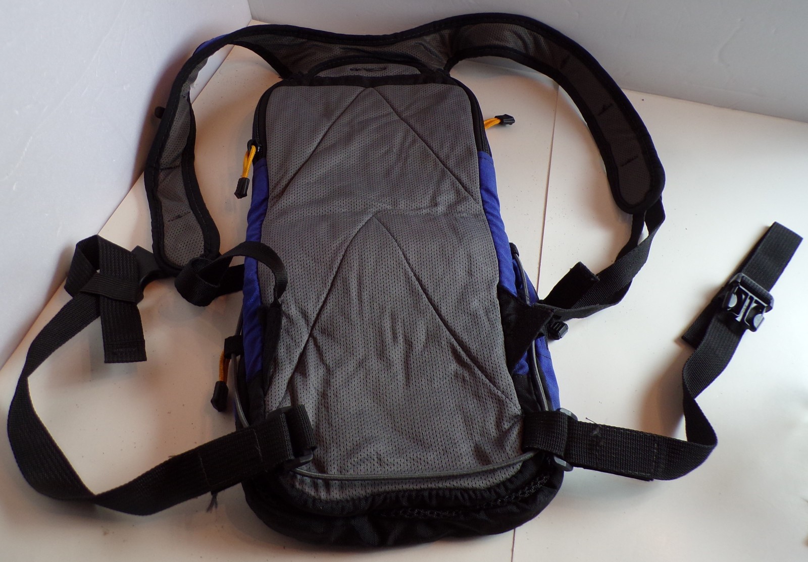 Camelbak M.U.L.E Hydration Hiking Biking Backpack Blue/Black/Yellow w/o Bladder