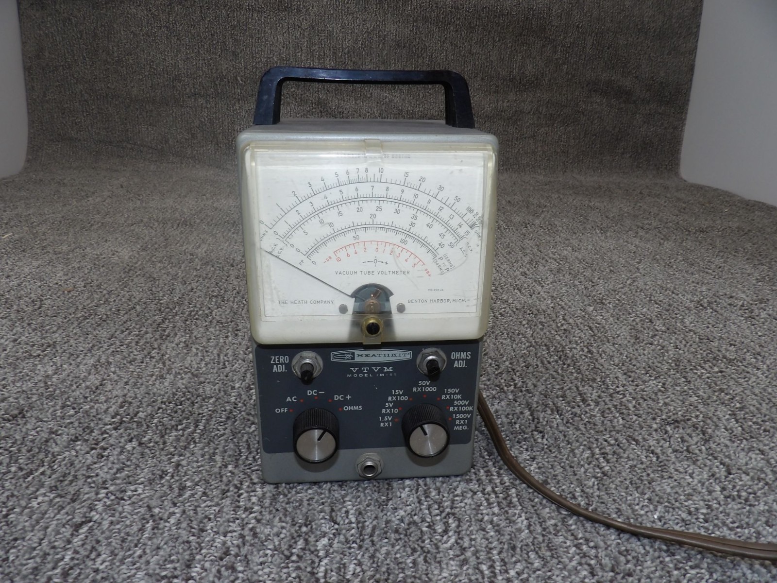 Heathkit Vintage Vacuum Tube Voltmeter Model V-7A