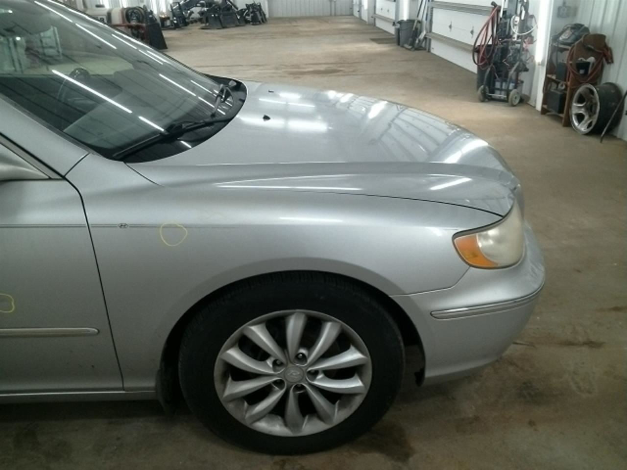 Driver Left Front Spindle/Knuckle Thru 10/05/07 Fits 06-08 AZERA 104864165