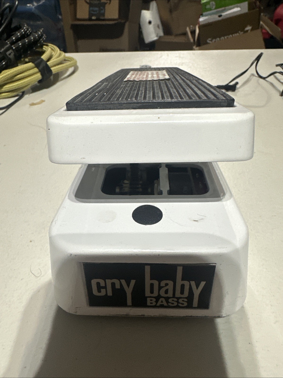 Dunlop Cry Baby Bass Guitar  105Q Wah Foot Pedal