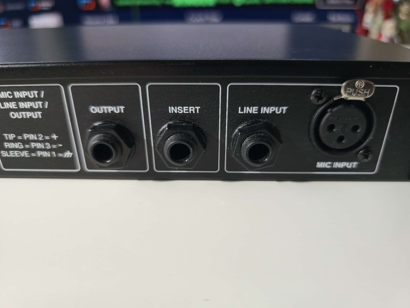 DBX 286s Microphone Preamp Channel Strip Compressor Dynamics Processor