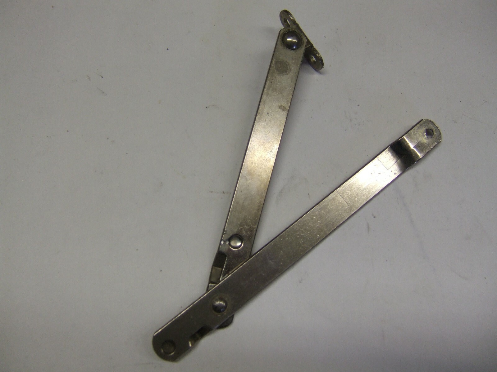 Bally bingo pinball  BACK DOOR HINGE