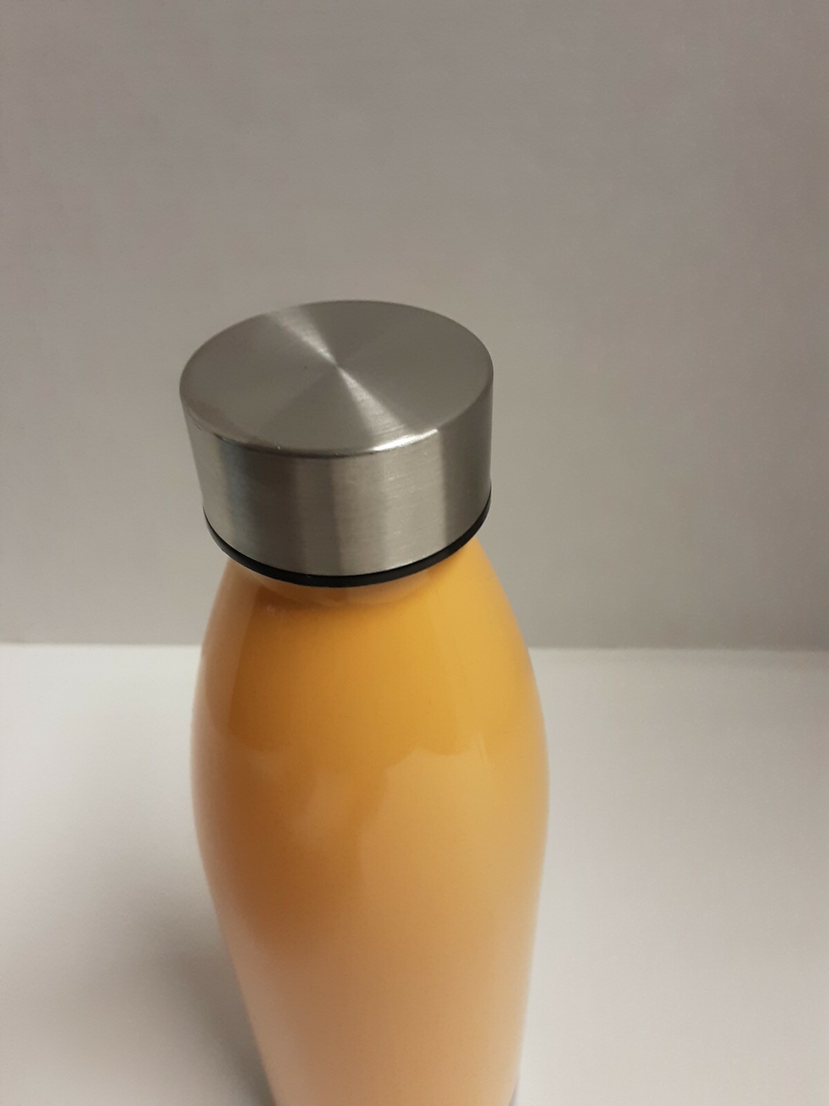 Mainstays 22 Oz. Yellow Water Bottle W/Stainless Steel Lid & Base BPA Free BNWT!