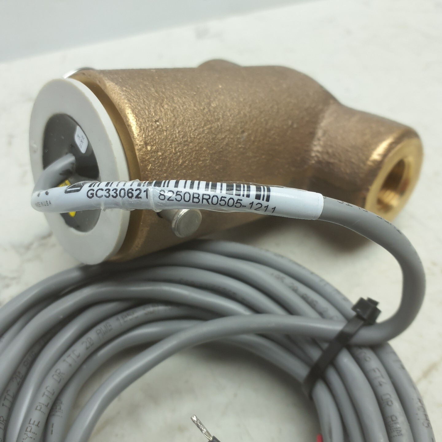 Impeller 8250BR0505-1211 Flow Meter 1/2" Fitting Size Paddlewheel Sensor