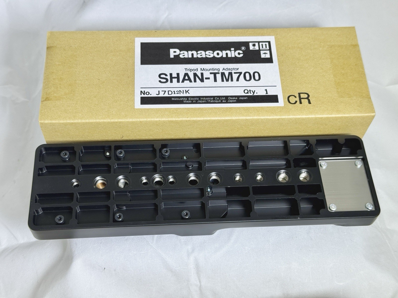 Panasonic SHAN-TM700 tripod mounting adaptor