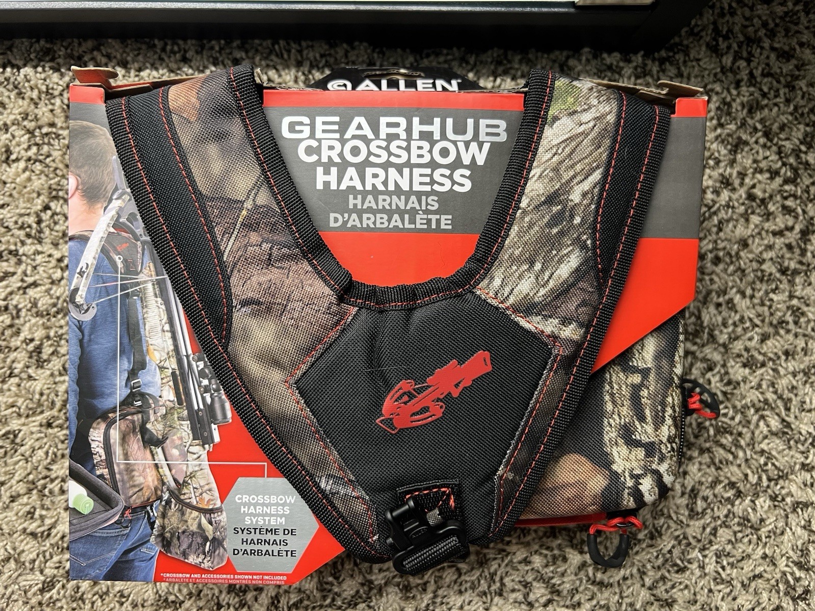 Allen Company Gearhub Crossbow harness brand new Camouflage And red