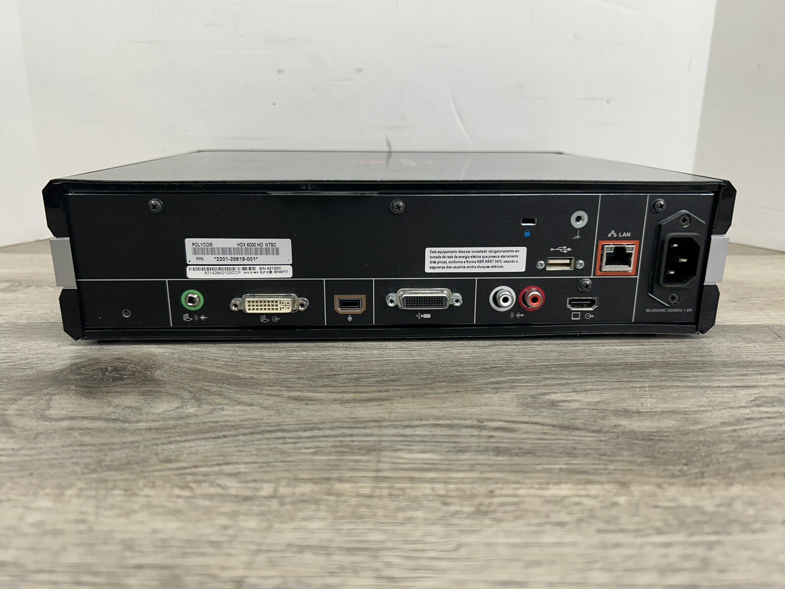 POLYCOM HDX 6000 HD NTSC Video Conferencing Equipment- w/Remote and Mic
