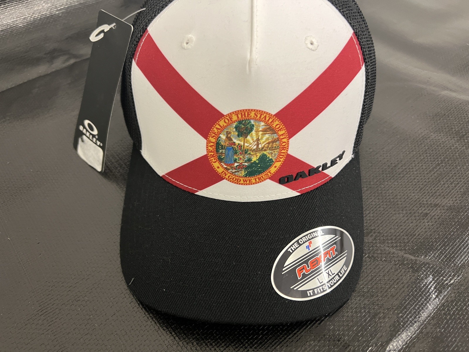 OAKLEY Florida FL Flag Hat Cap Flexfit Flex Fit L / XL Fitted Stretch Curve Brim