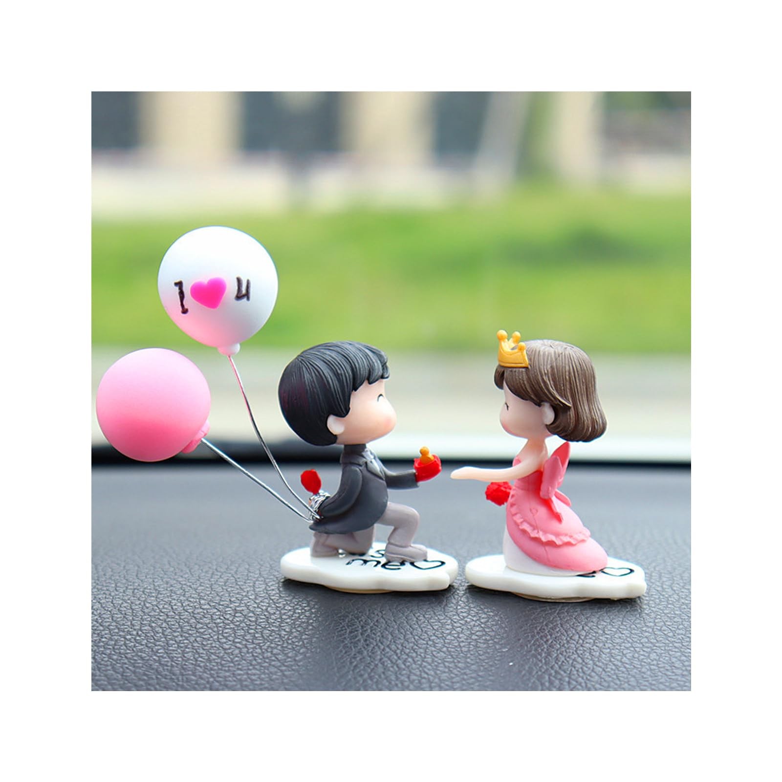 Cute Couple Car Dashboard Decorations, Lovely Couple Kiss Cartoon Figurines C...
