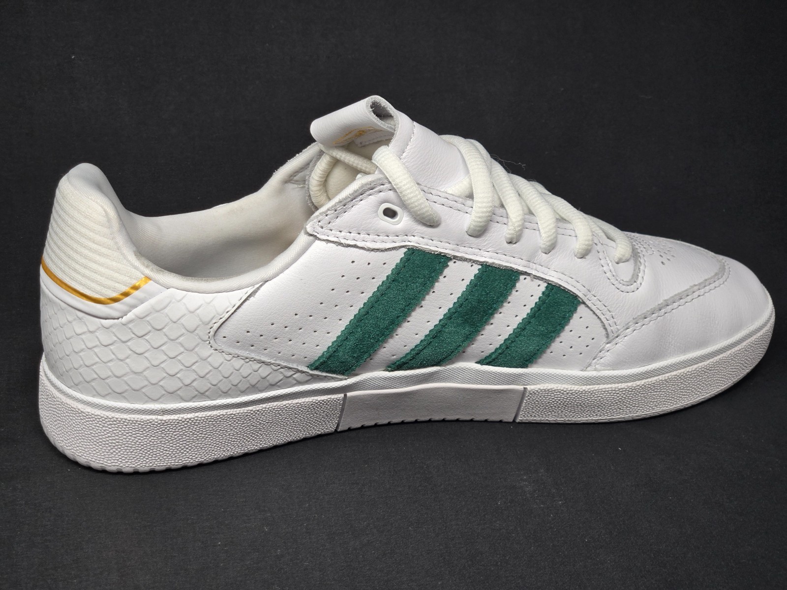 Adidas Tyshawn Low Men's Multi Sizes White Gold Green Skate Shoes GY6954 NBY