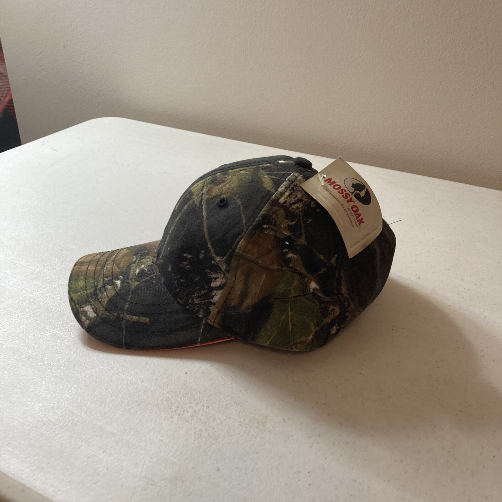 Mossy Oak Camouflage Adjustable Strap Hat “NWT”
