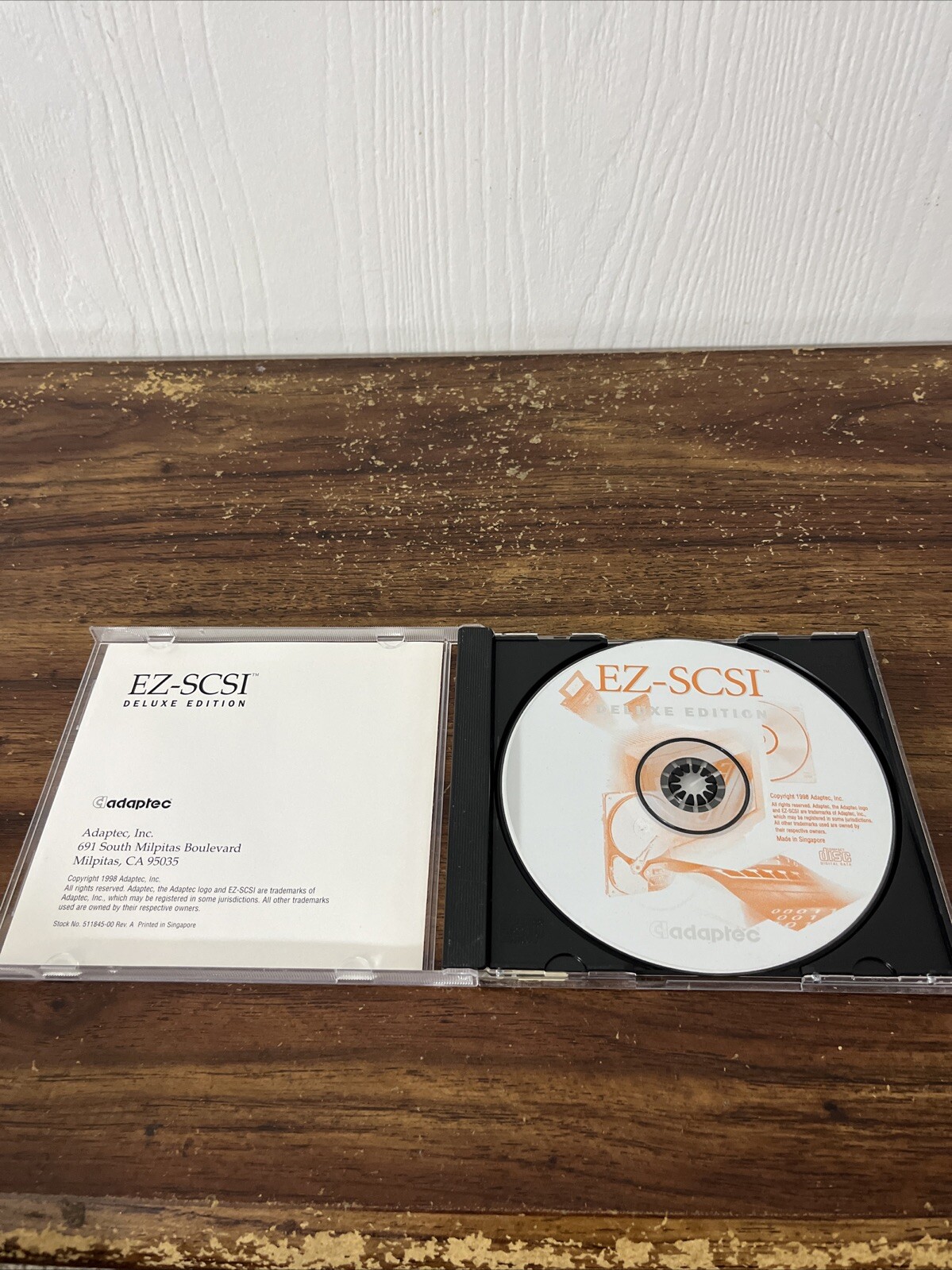 Adaptec EZ-SCSI Deluxe Edition CD-ROM 1998