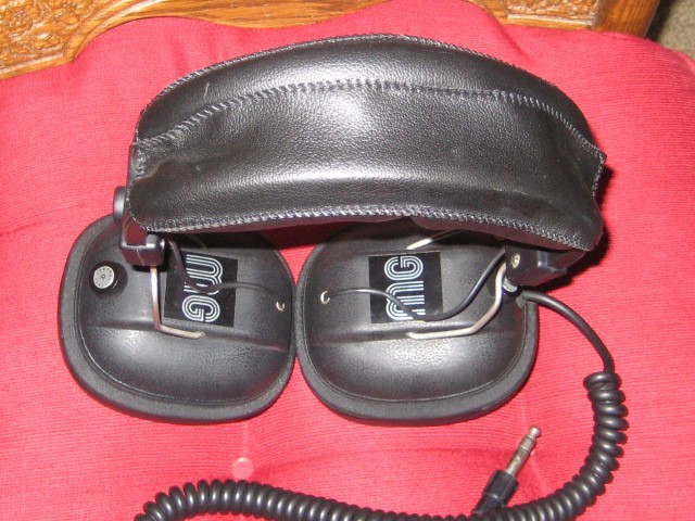 VINTAGE ~ MG~ HEADPHONES ~Tested and Work.