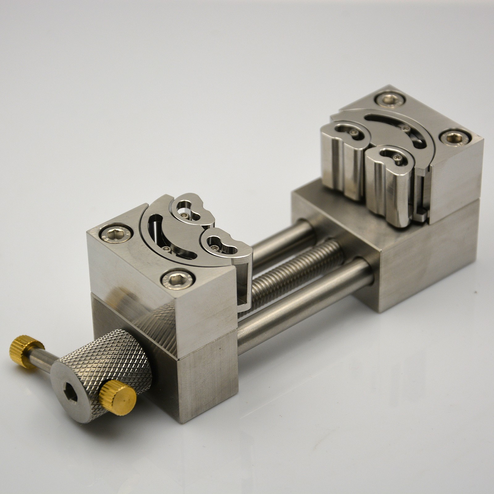 High Precision Stainless Steel Mini Vise – Watchmaker Grade for Engine Models