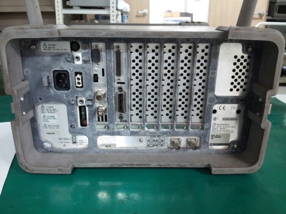 Agilent ESA-L1500A Spectrum Analyzer opt A4H