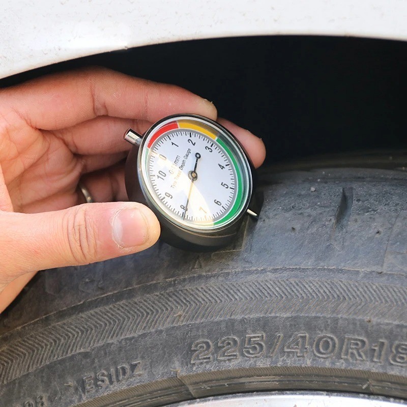 Professional Dial Type Tyre Tread Depth Gauge Range 0-11mm for Car Motorcycle