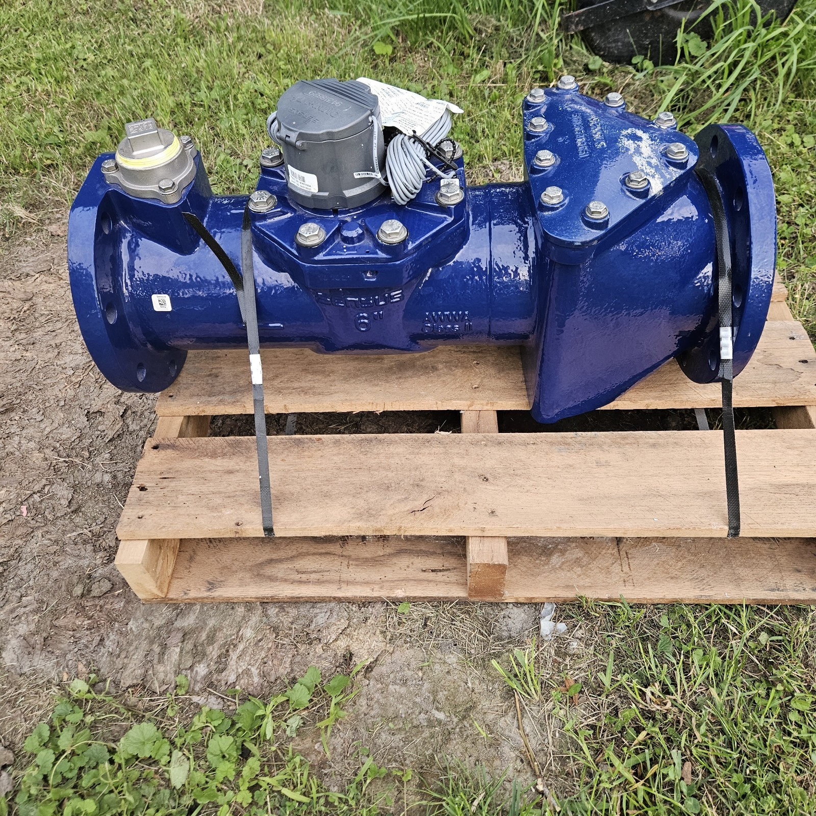 NEW Xylem Sensus Omni + T2 Turbo 6" Water Flow Rate Meter & Register