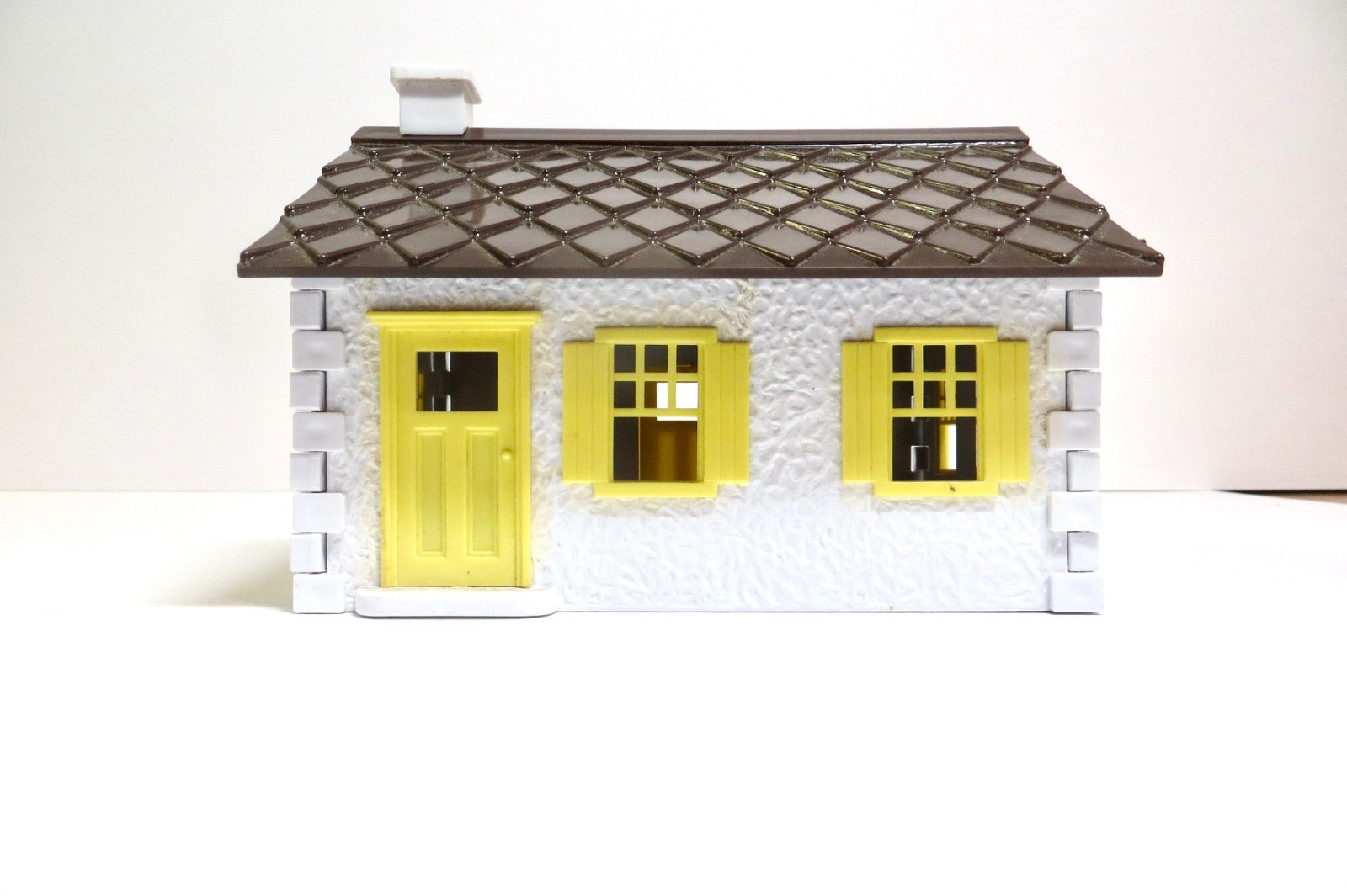 Plasticville Cape Cod House (3) Unbroken Complete