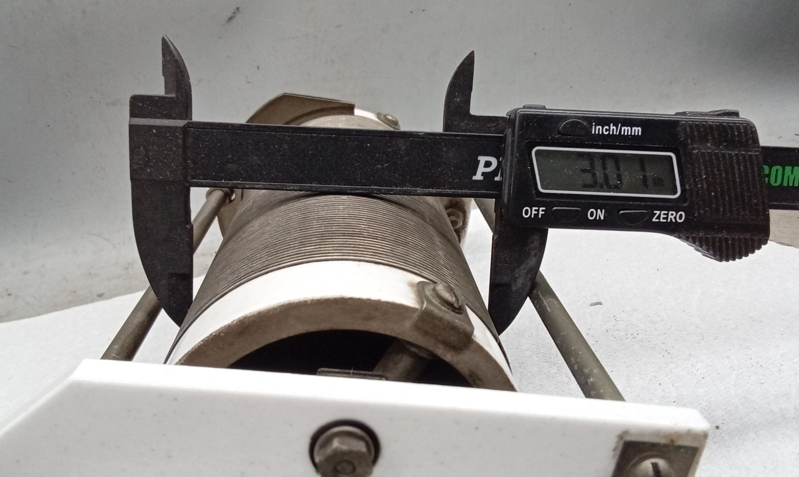 1 QTY 6 - 300 uH Roller Adjustable Inductor
