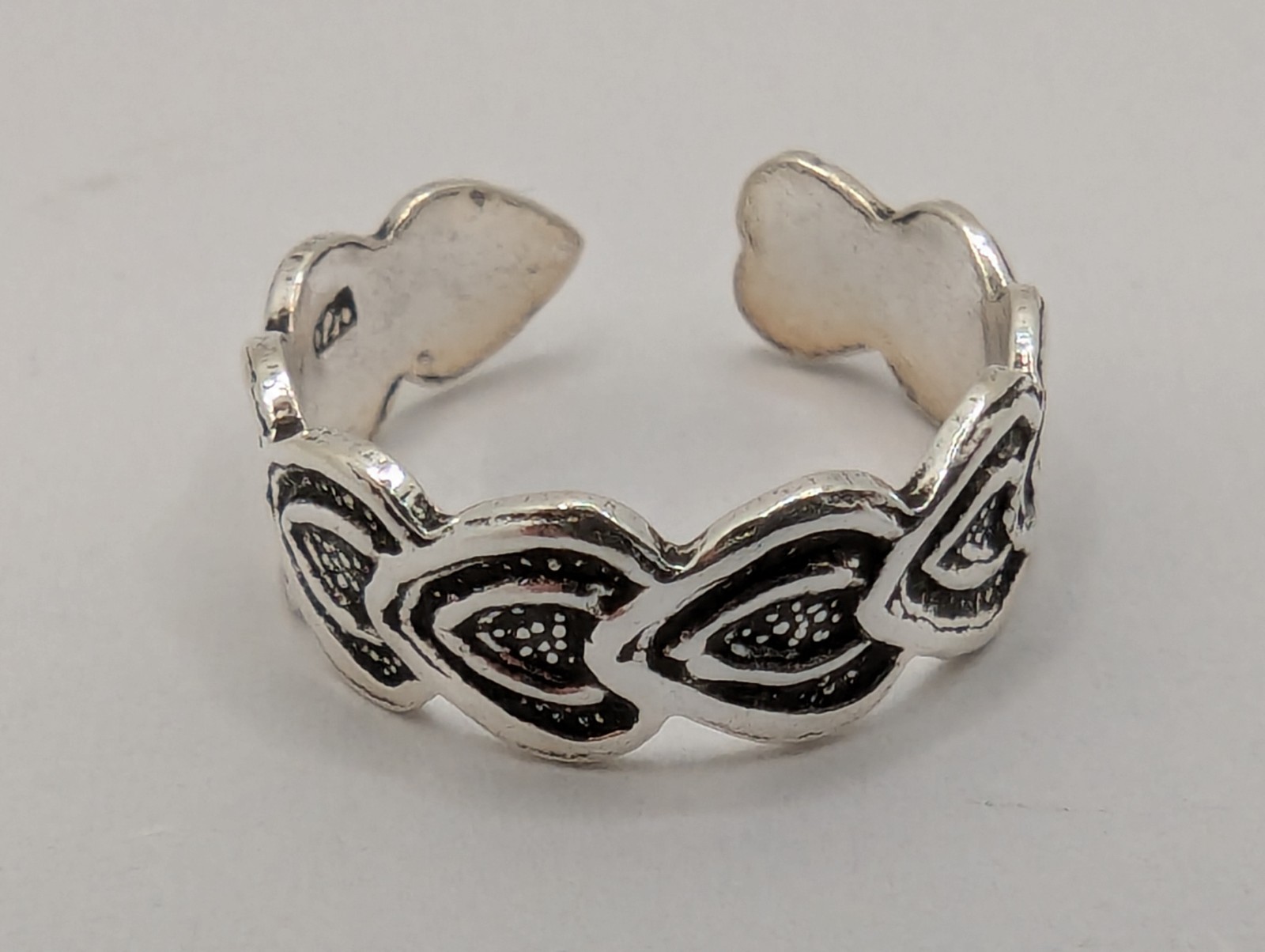 Sterling Silver Toe Ring. Hearts Design. Adjustable Size. 925 Sterling Silver