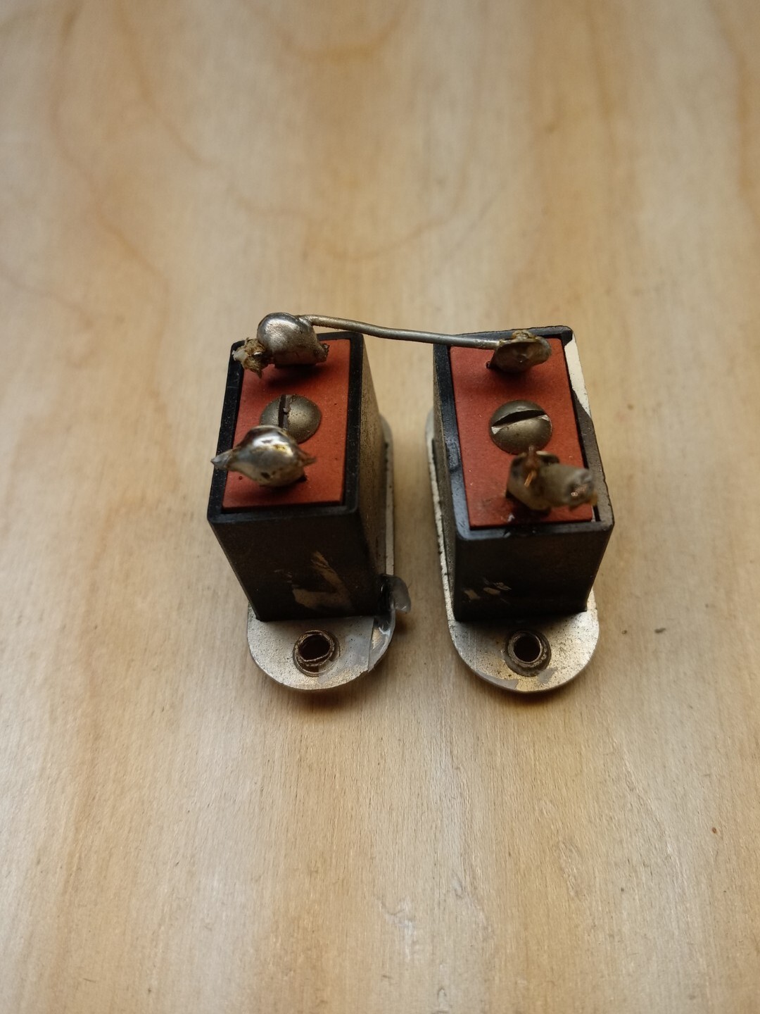 OLSON AM -280 STEREO AMPLIFIER - SWITCH OUTLET - PAIR