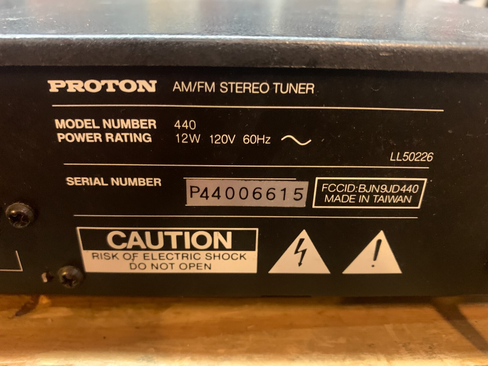 Proton 440 AM/FM Stereo Tuner