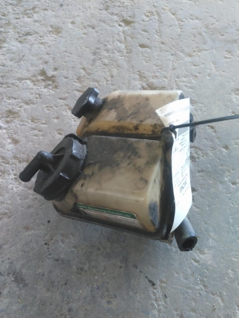 Replaces 2012 FREIGHTLINER CASCADIA 125 POWER STEERING RESERVOIR ,  MN