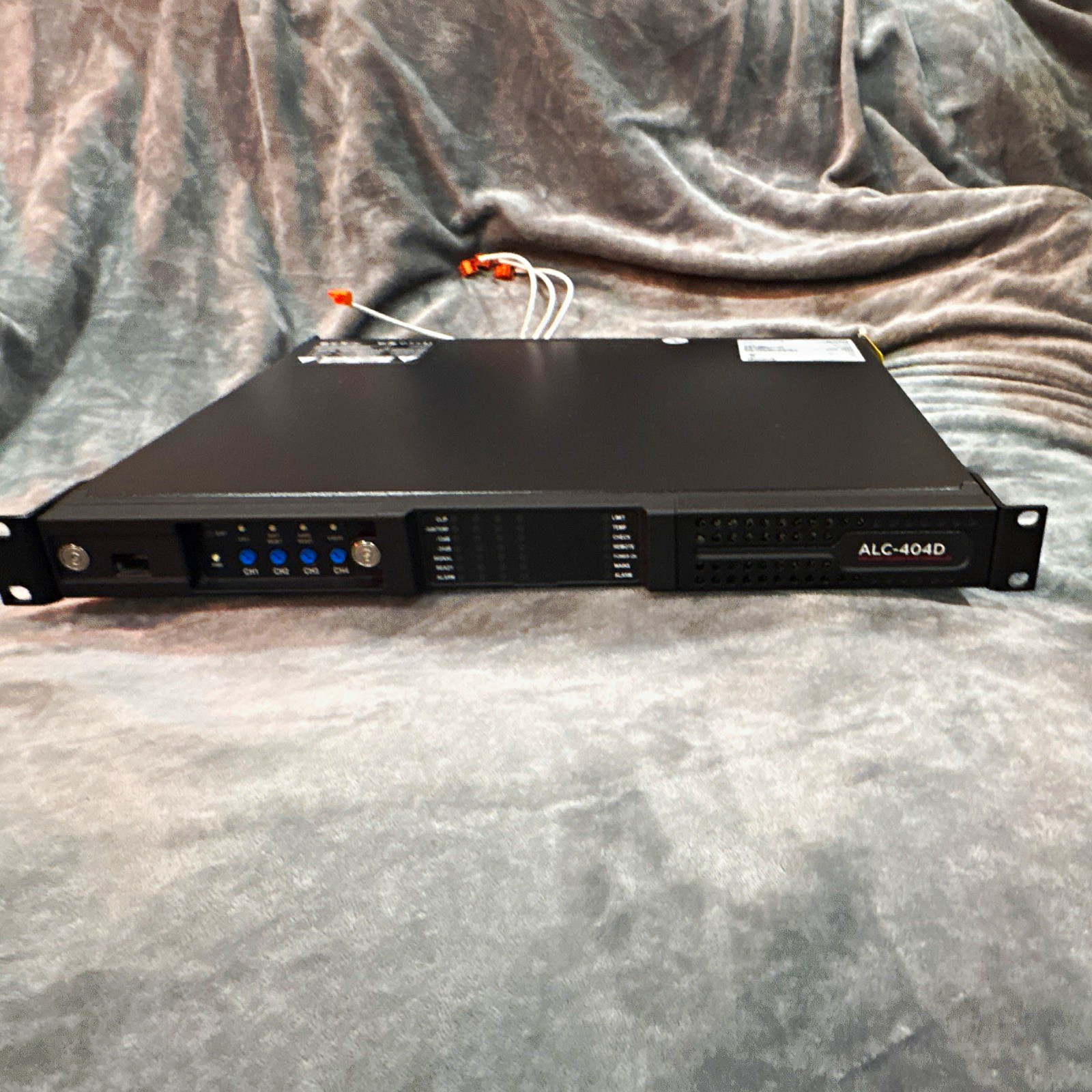 Title: Biamp Community ALC-404D 4x400W Amplified Loud Sp Controller (DSP + DANTE