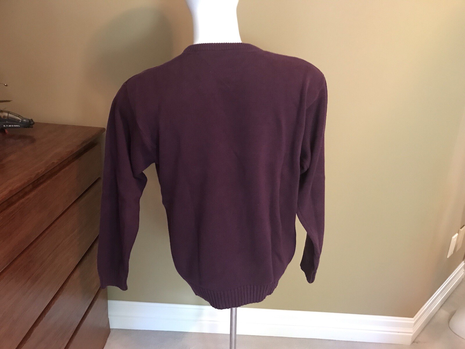 Men’s Tommy Hilfiger Maroon Pullover Sweater Size XL