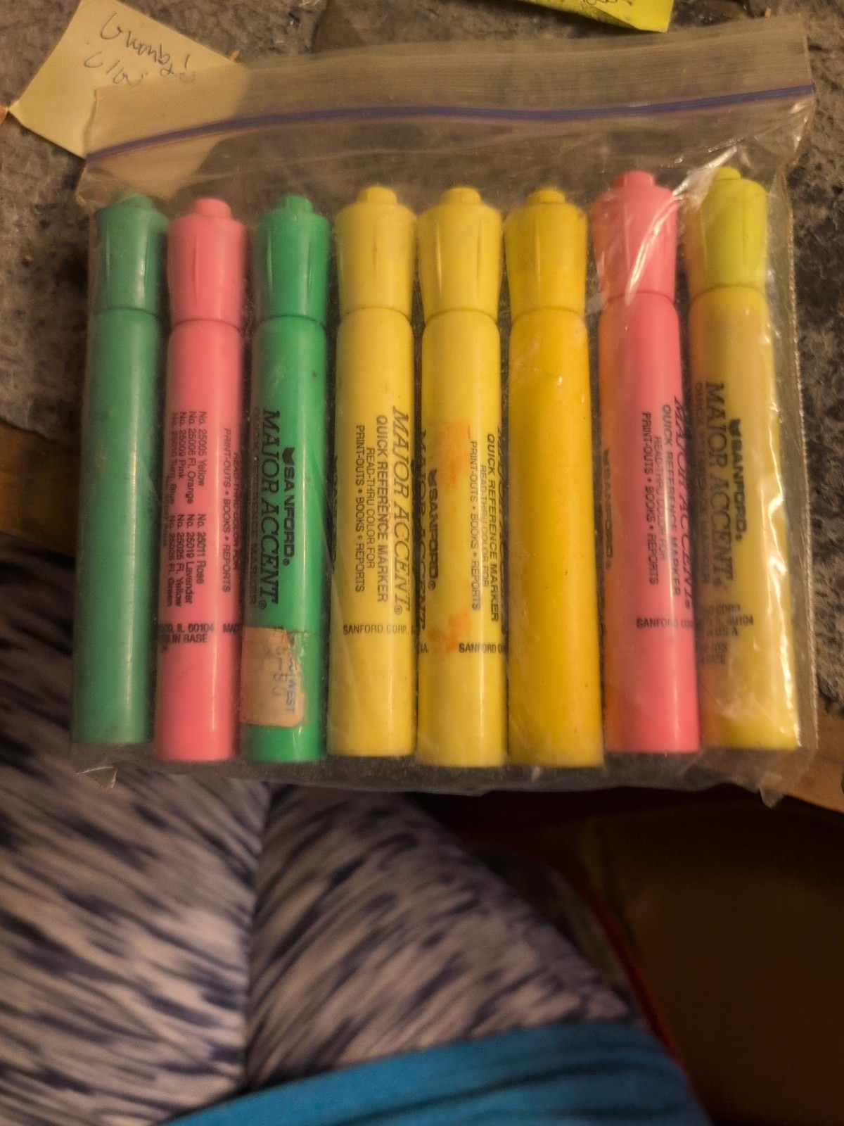 Sanford Major Accent Markers Lot Of 8 BrAnd New Yellow green Pink