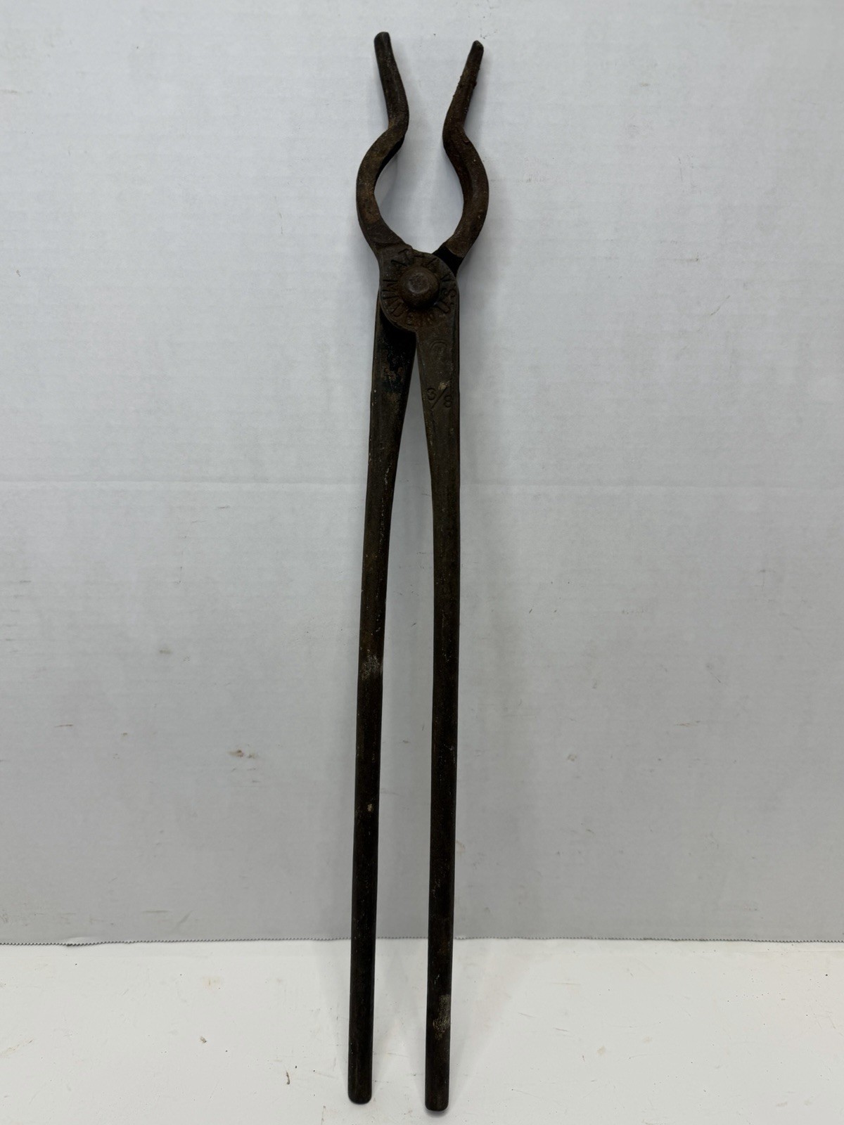 ANTIQUE ATHA BLACKSMITH'S CURVED LIP JAW TONGS 19 1/2” NEW JERSEY USA 1881-1913