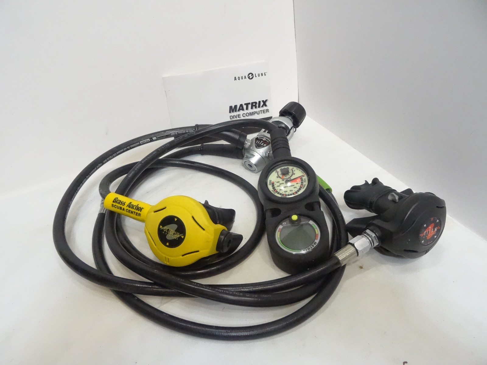 U.S. Divers Scuba Set w/Matrix Computer (Untested)