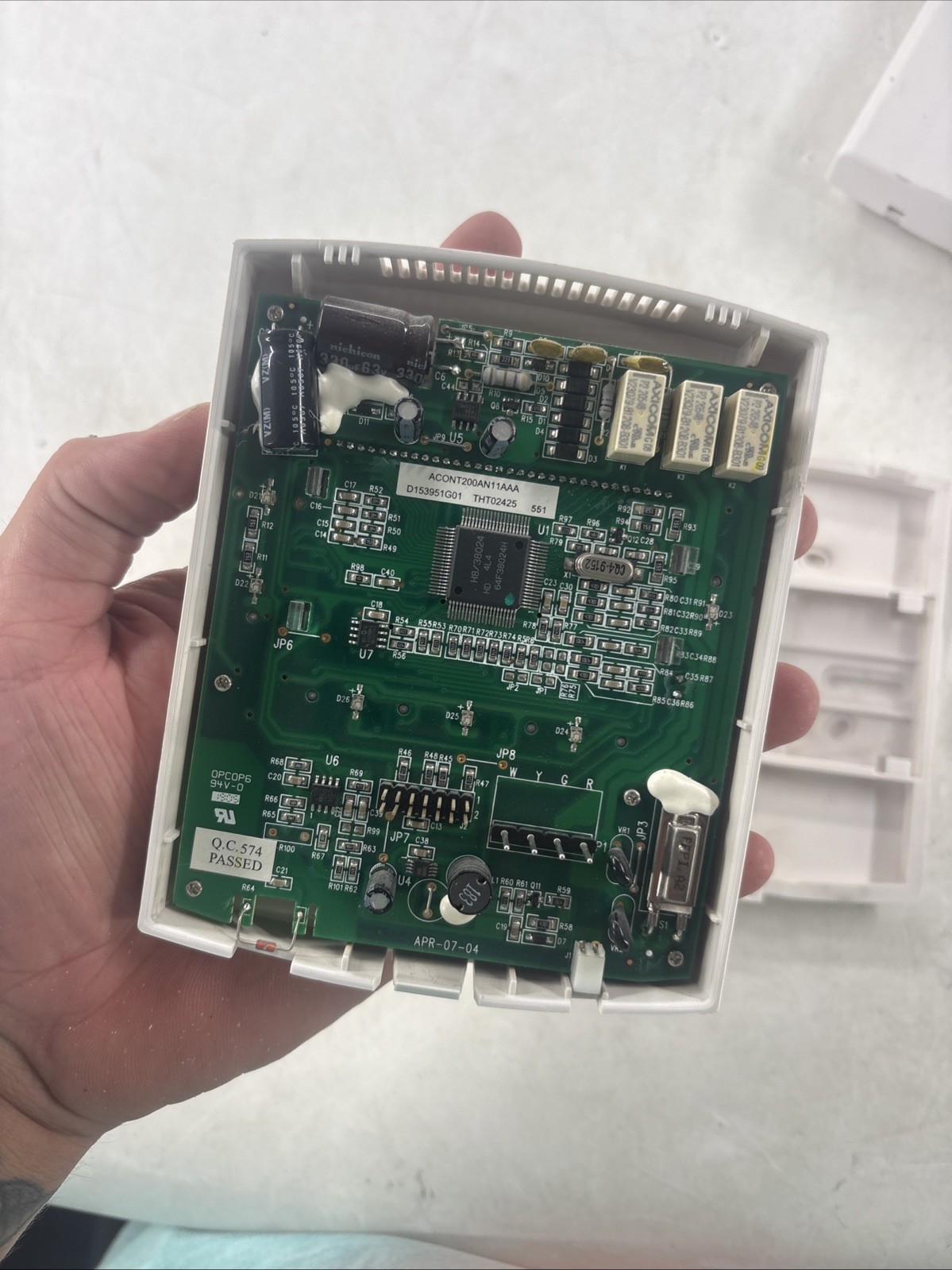 American Standard Digital Thermostat ACONT200AN11AAA, Push Button