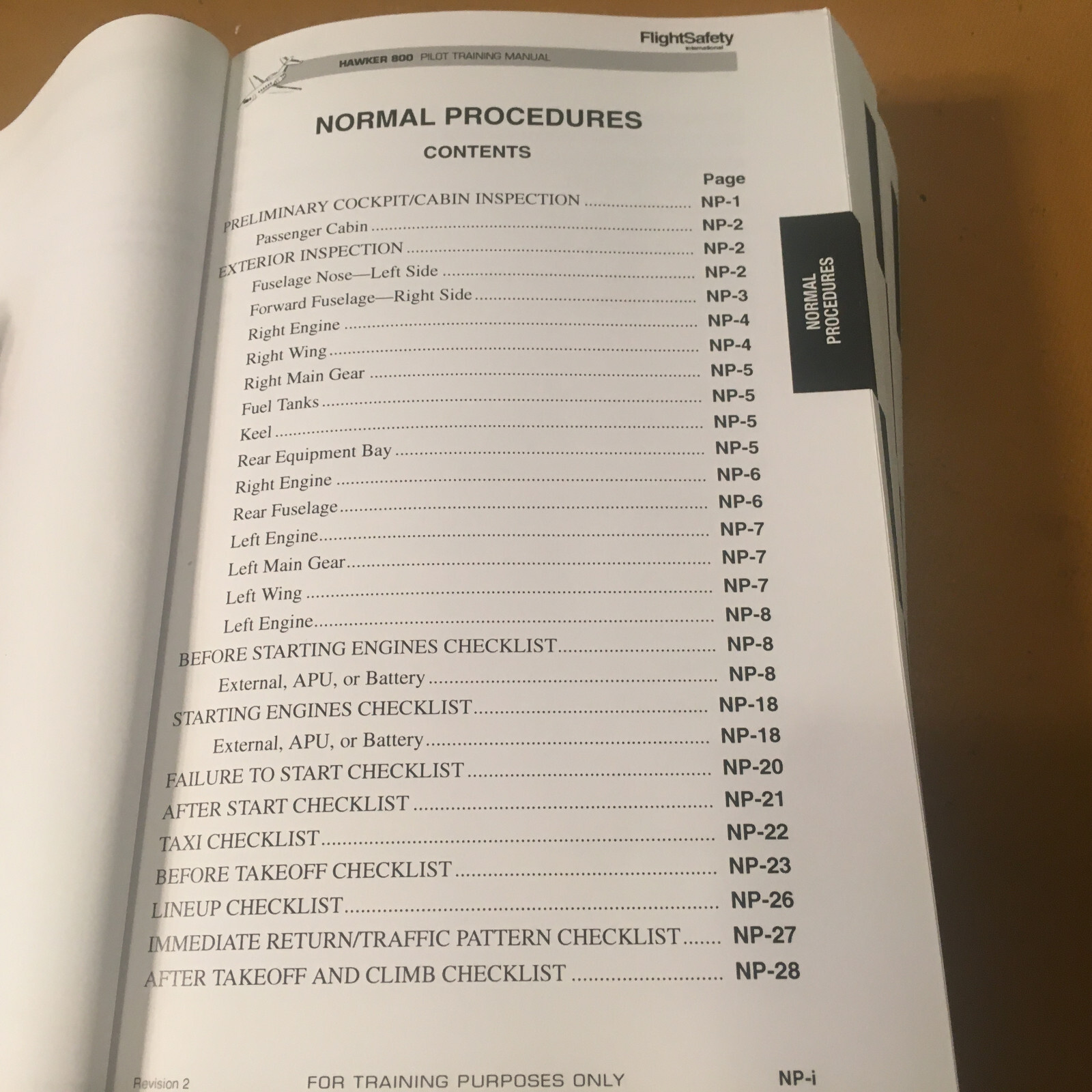 Hawker 800 Pilot Training Manual, Vol. 1, Operational Information