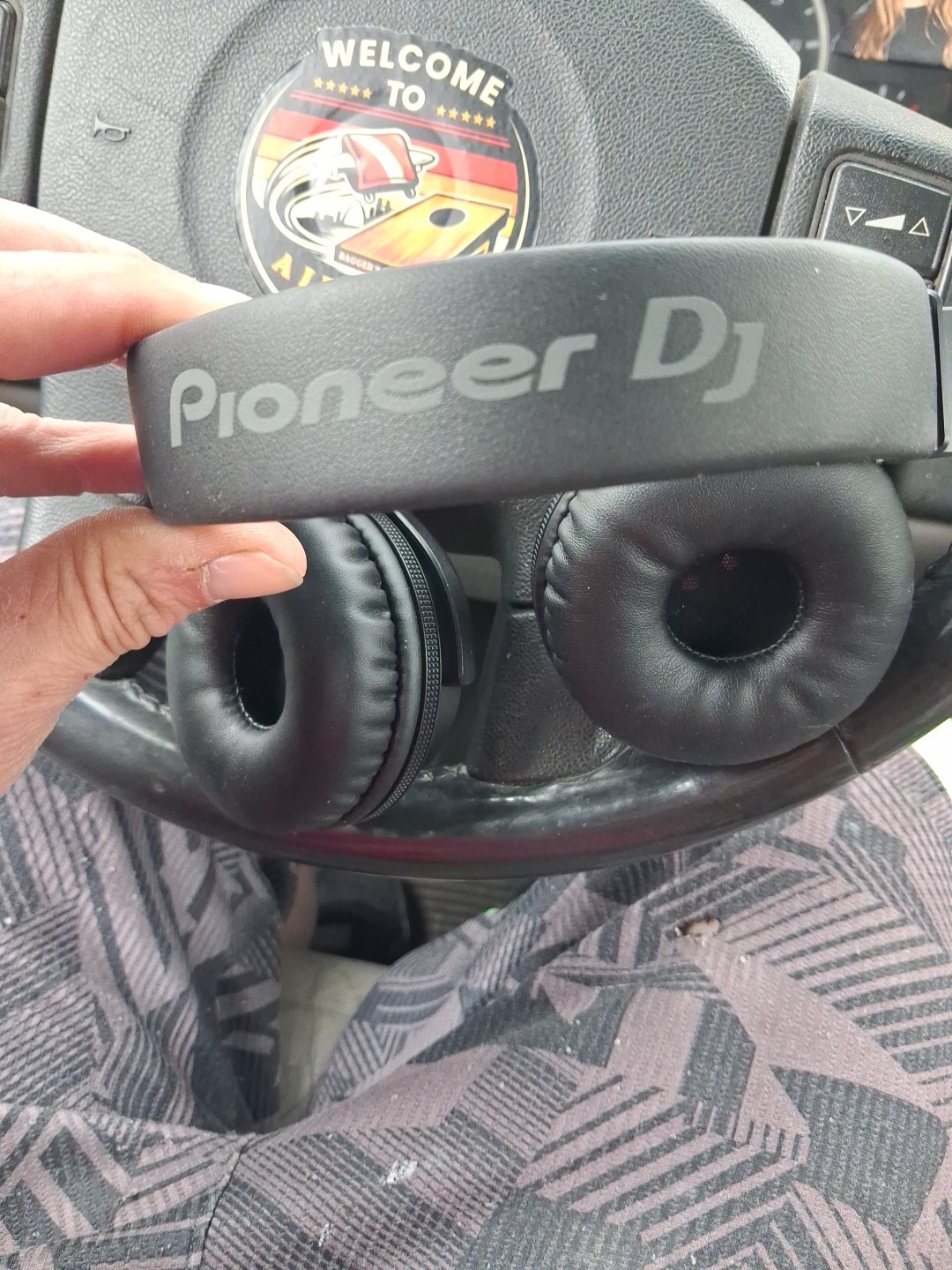 Pioneer DJ HDJ-CUE1 Wired DJ Headphone - Black