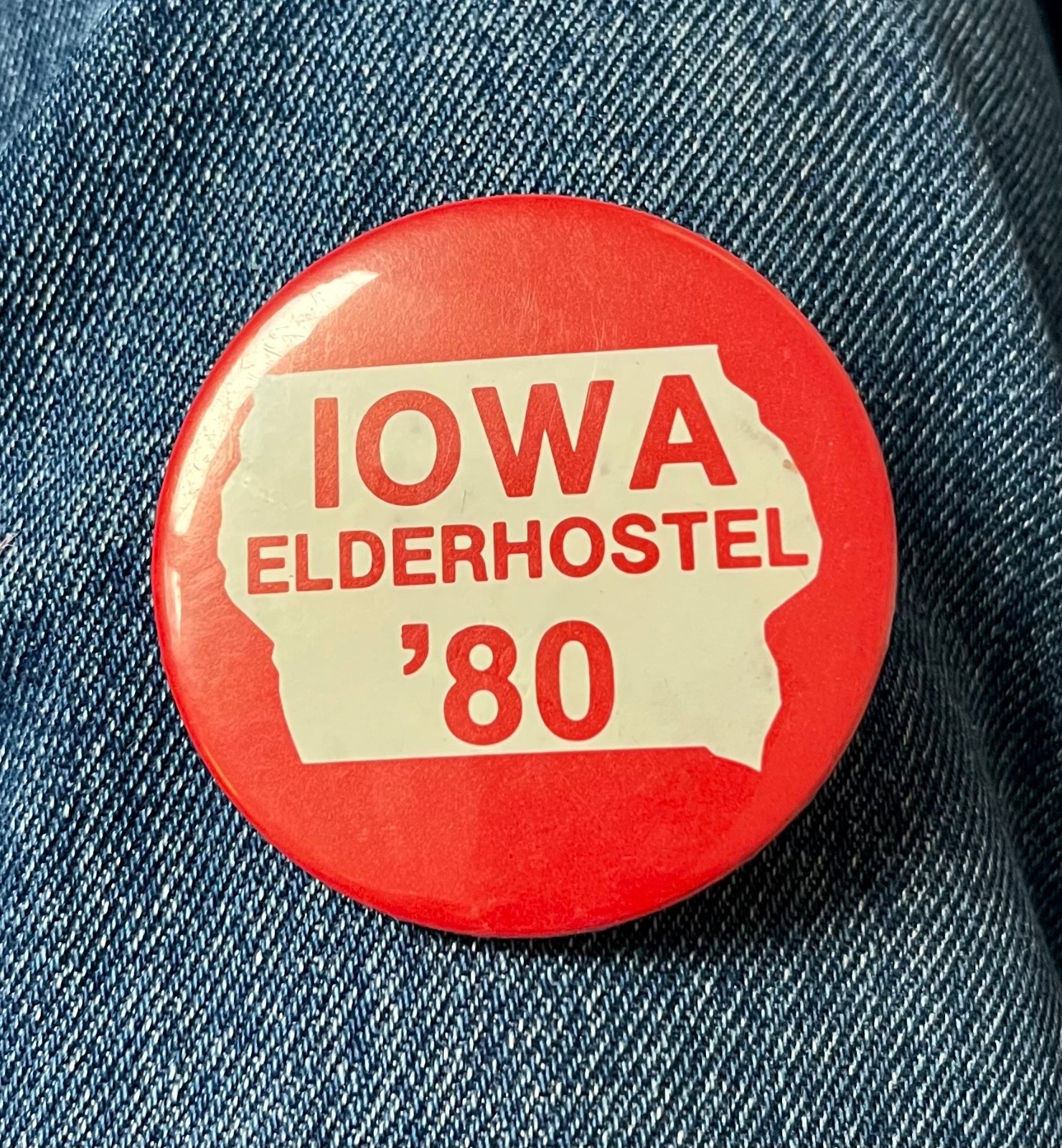 1980 Iowa Elderhostel 2 1/4" Cello Political?