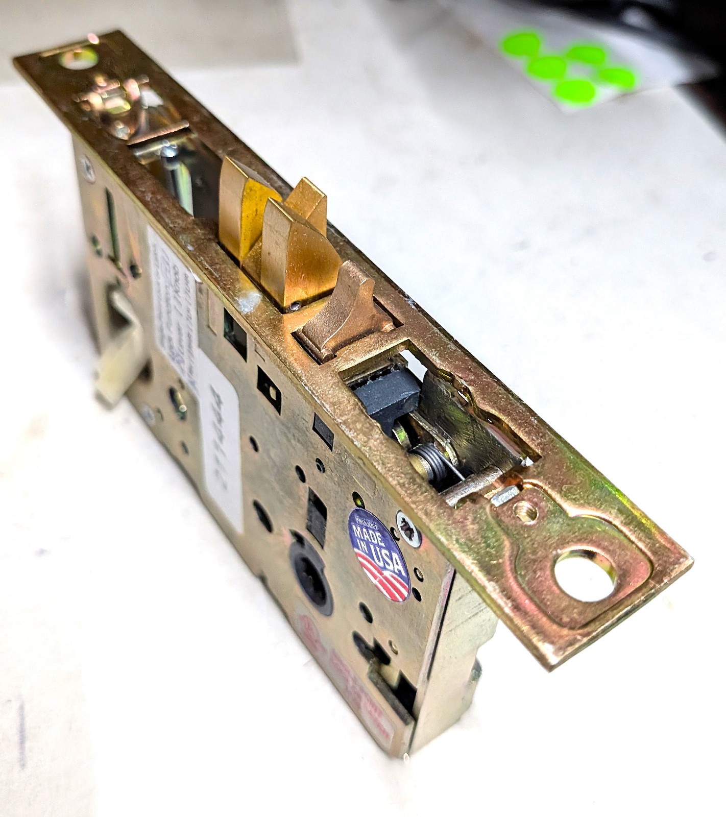 Omnia 1800/EW8.RH Lock