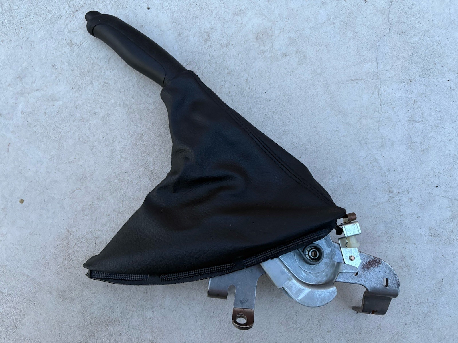 BMW E46 Handbrake E-Brake Emergency Brake Black Leather Assembly OEM