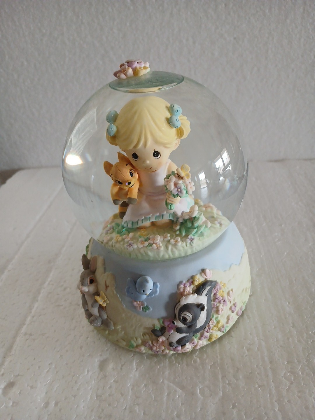 Precious Moments Disney Bambi Wind Up Musical Water Snow Globe 2007