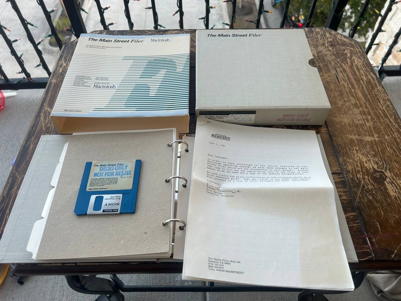The Main Street Filer Macintosh Demo Software w/ Box Manuals Disk