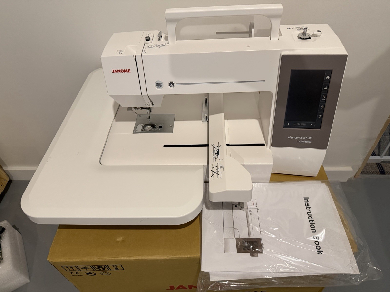 Janome Memory Craft 500E Embroidery Machine