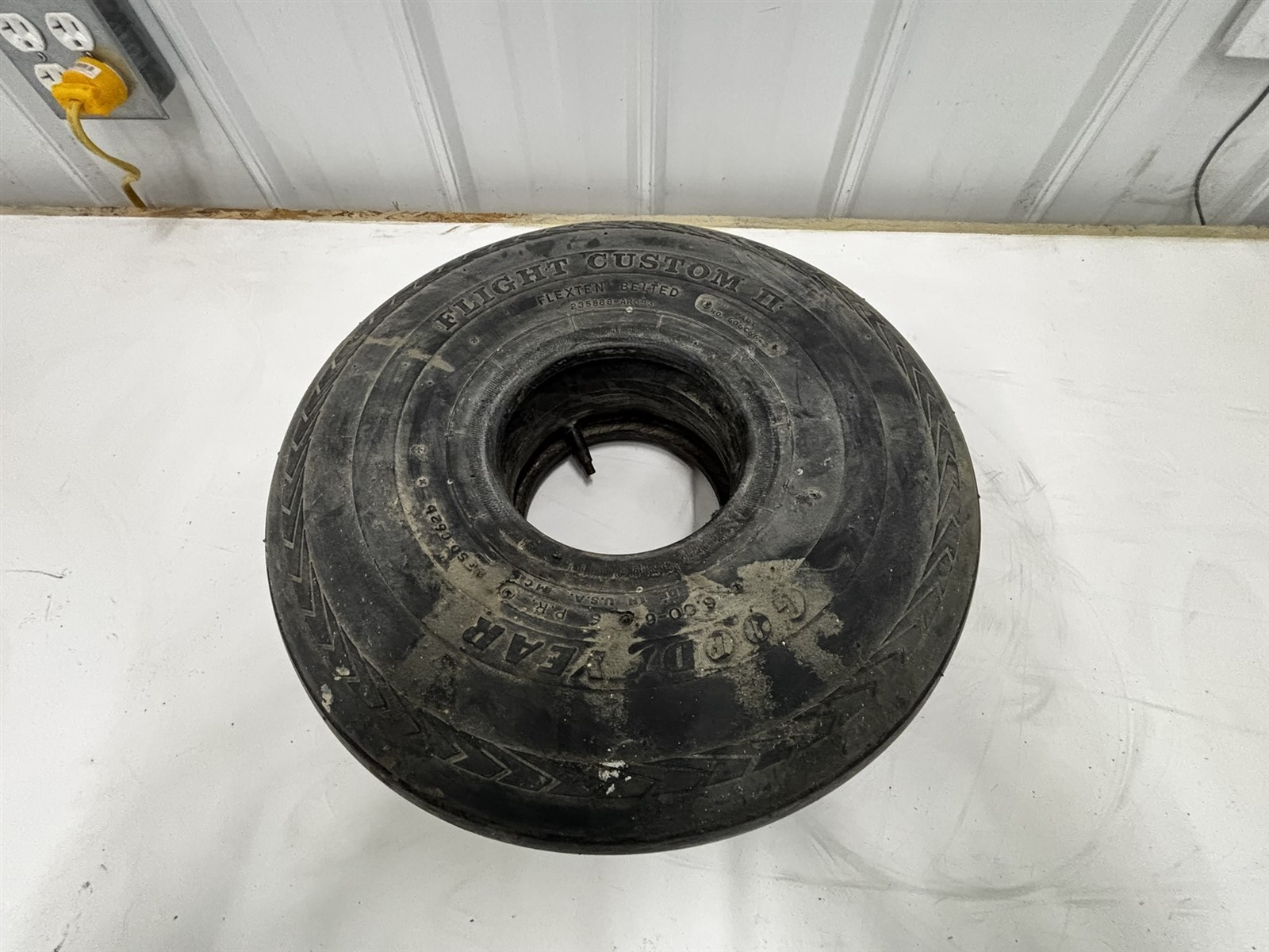 Airplane Aircraft Good Year Flight Custom II Tire & Tube 6.00 X 6 600 X 6 6.00-6