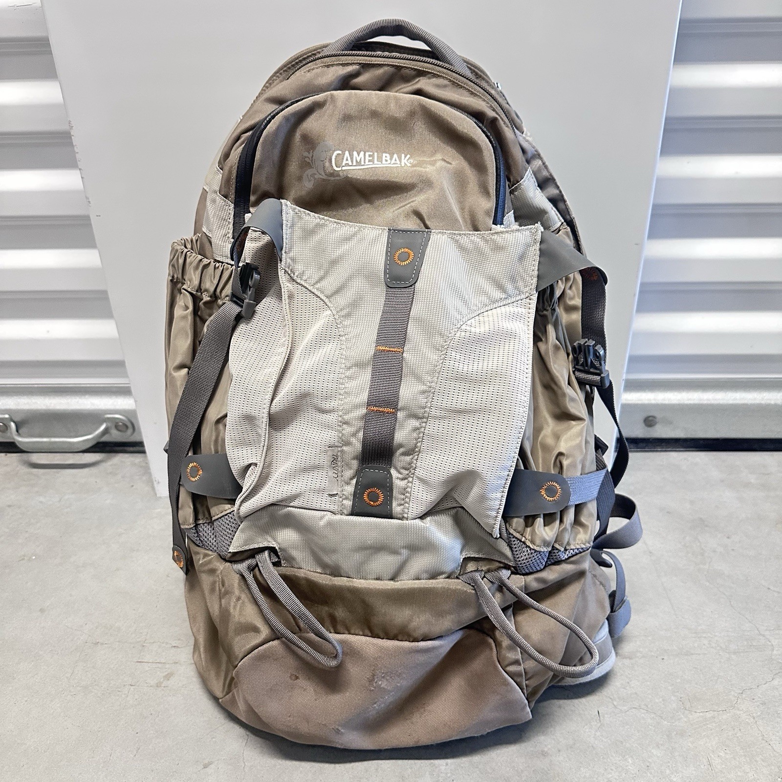 Camelbak Trinity Hydration Hiking Backpack Gray Ventilated Mesh Pockets